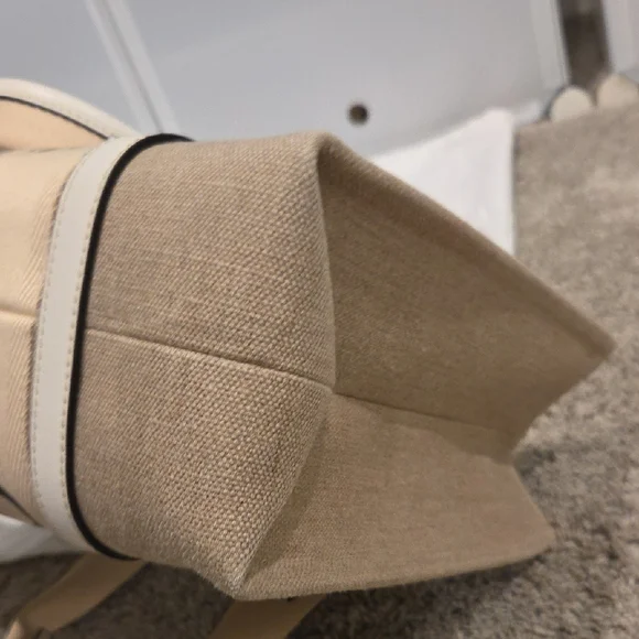 Chloe Medium Woody Tote Bag - Picture 7 of 8